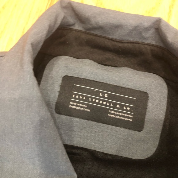 NICE LEVI’S MEN’S LIGHT CASUAL SOFTSHELL ZIP-UP COLLARED JACKET LRG GRAY (EUC) - Picture 3 of 7